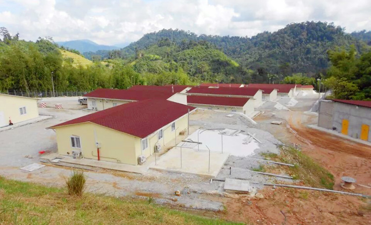تيم منزل المهندس الجاهز لإنشاء محطة كاميرون هايلاندز الكهرومائية لمجموعة ساليني في ماليزيا