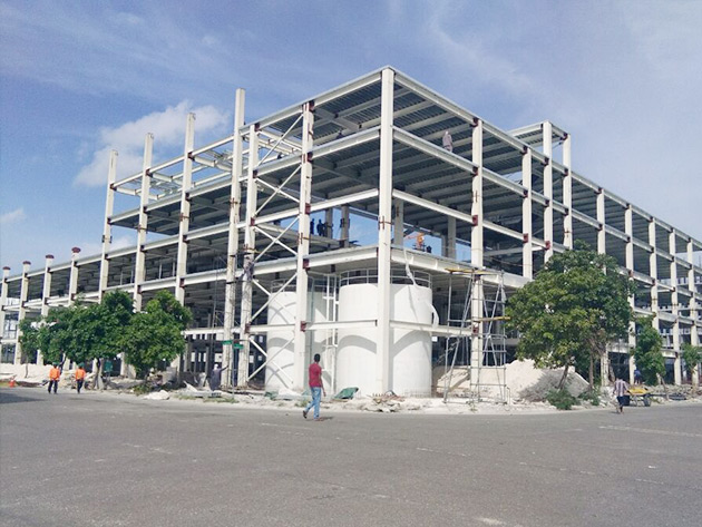 Proyecto de construcción de estructura de acero de varios pisos en Maldivas