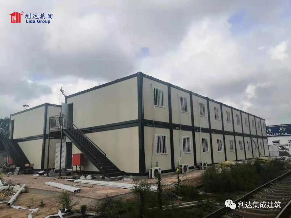 40FT Factory Used Sandwich Panel Material Factory Affordable Prefabricated Container Labor Camp